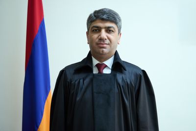 Ռոբերտ Վարդանի Մաքեյան